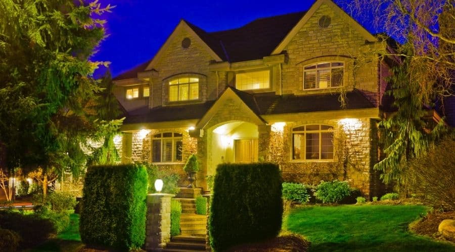 Our Best Landscape Lighting Tips for Richmond Homes