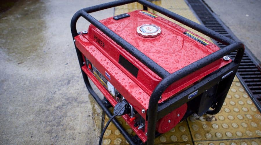 a home generator wet with rain plugged in 